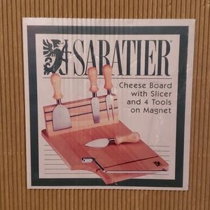 NIB☆ Sabatier Cheese Board